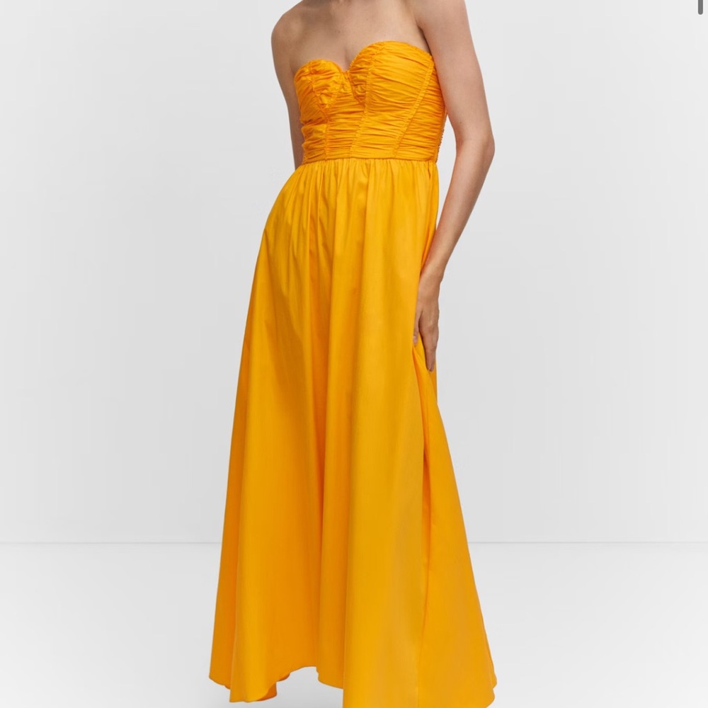 Elegant Strapless Yellow Dress